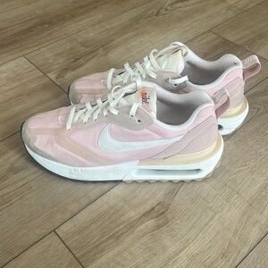 Nike Air Max Dawn Women’s Running Shoe
